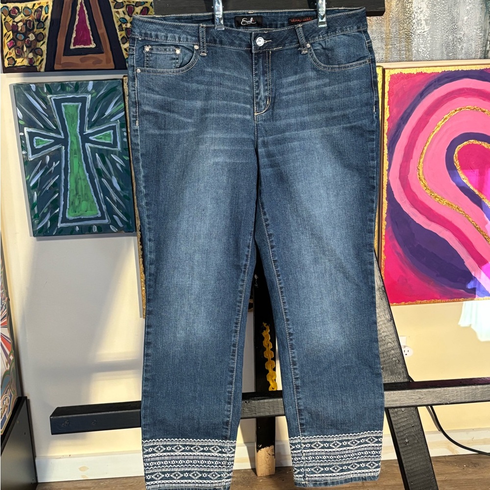 Earl Jeans Indigo Cropped Mom Jeans with Patterned Hem